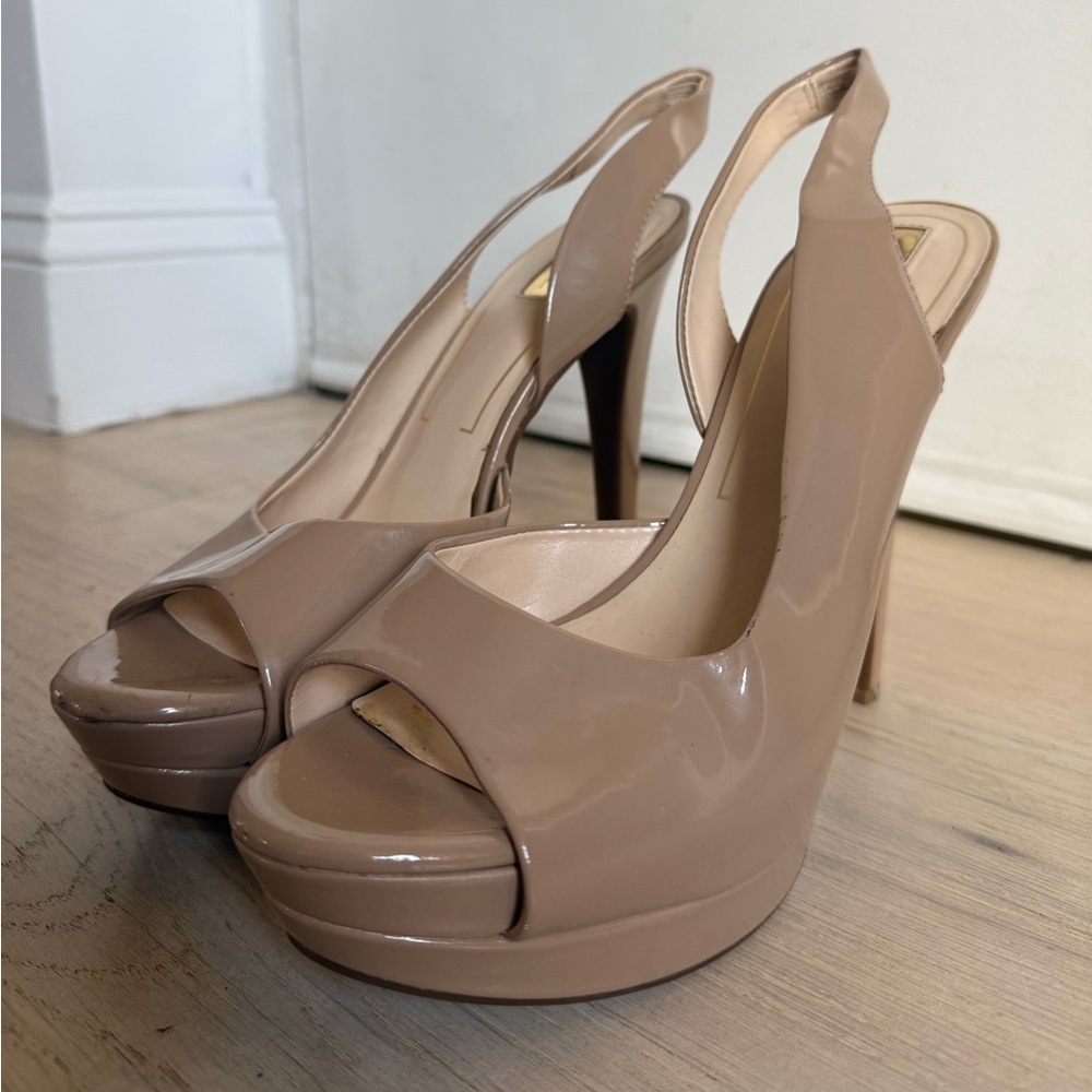 Jessica Simpson Nude Platform Heels